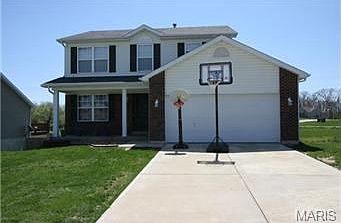 1st image of 301 Glen Forest Dr