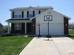 301 Glen Forest Dr, Troy, MO 63379