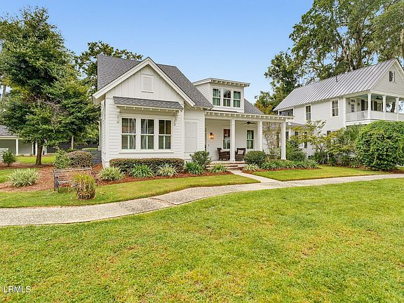 2nd image of 37 Wrights Point Circle