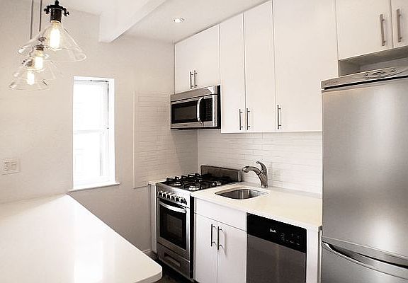 3rd image of 231 W 4th St APT 2
