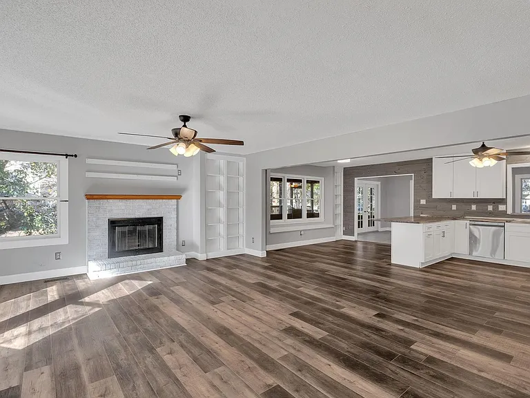 107 Dockside Dr — Photo 18
