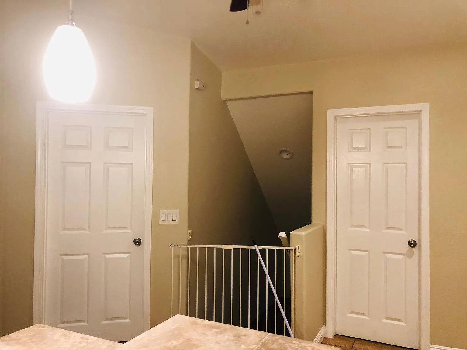 1375 Surfwood Ln — Photo 2