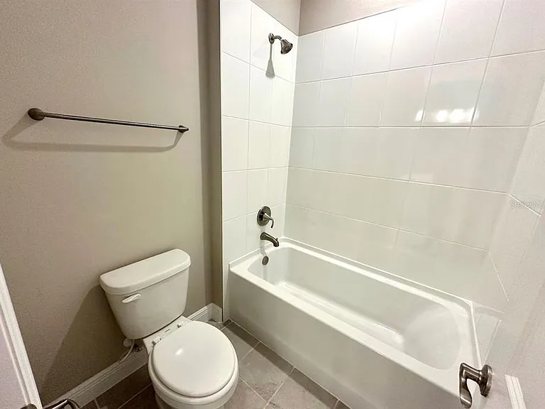 2122 Divot Dr — Photo 24