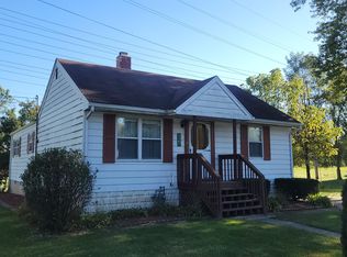 1101 Sycamore St, Crown Point, IN 46307