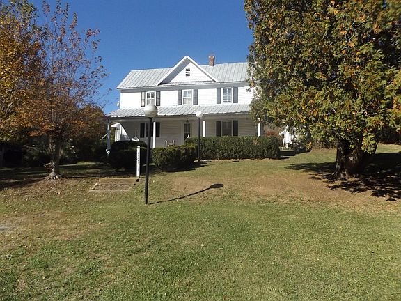 3rd image of 302 Rotenizer Dr