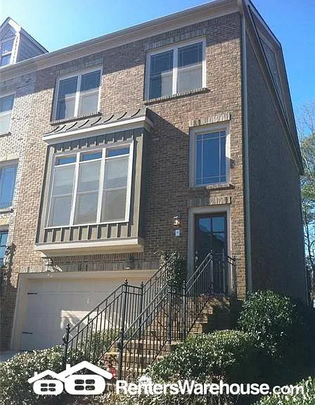 390 Mystic Ridge Ln — Photo 1