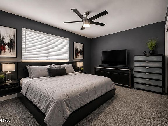 3rd image of 3421 W PERSHING Avenue