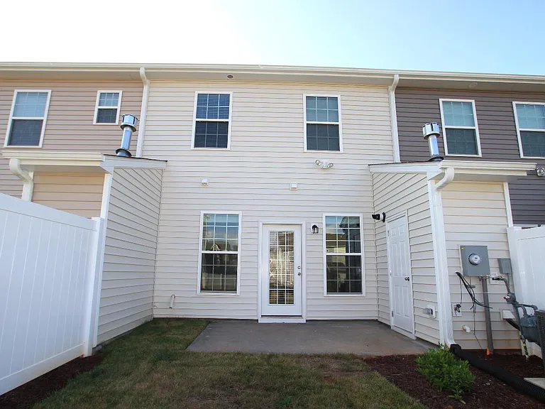 947 Consortium Dr — Photo 13
