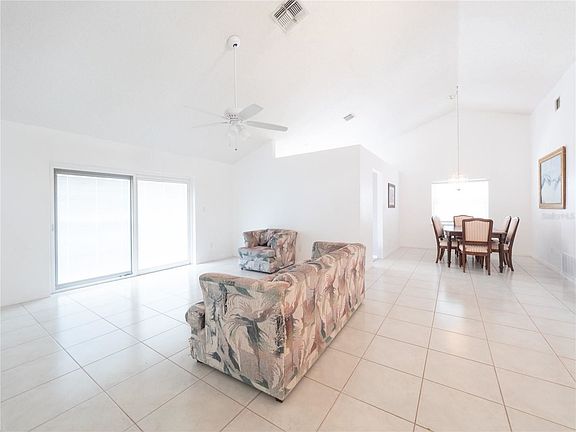 2nd image of 7425 Crooked Lake Cir