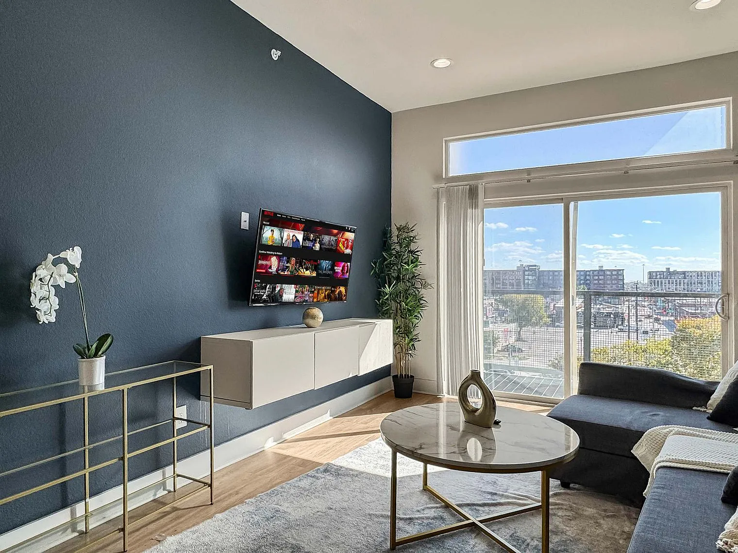 2 bed, 2.0 bath, $3,188 — Photo 2