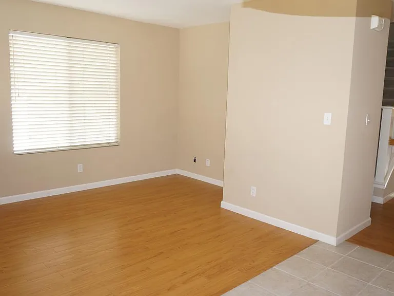 4849 Mangrove Dr — Photo 9