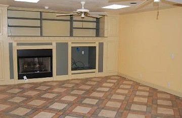3rd image of 1561 Chestnut Ave