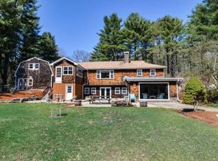 25 Courtland St, Holliston, MA 01746