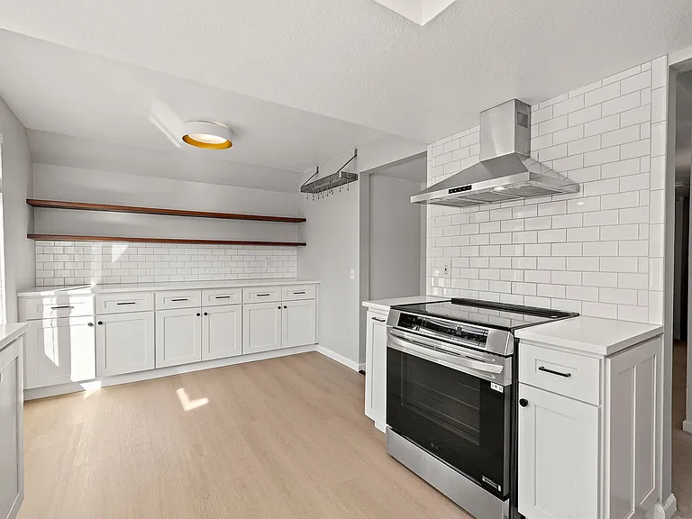 17417 Ashworth Ave N #201 — Photo 8