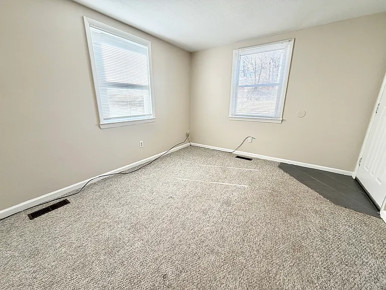 345 Park St #1 — Photo 2