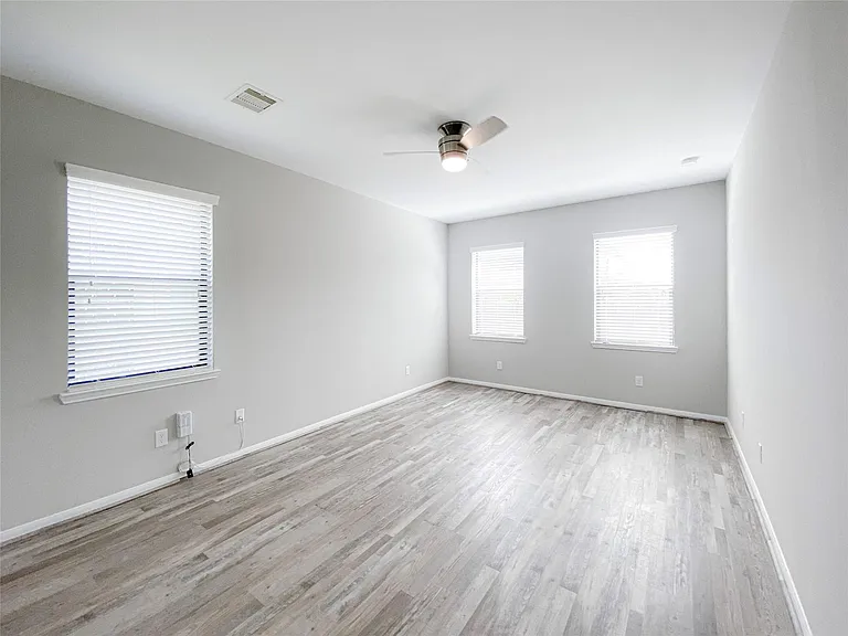 6227 Carnaby Ln — Photo 13
