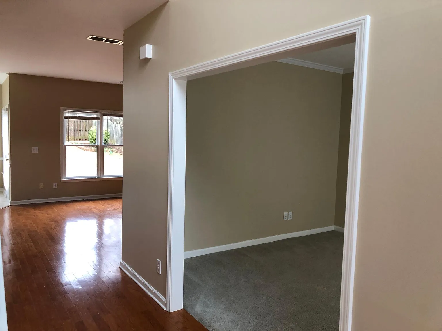 345 Lamme Chase — Photo 4