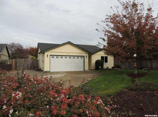 793 Sphinx Ct NE, Salem, OR 97301