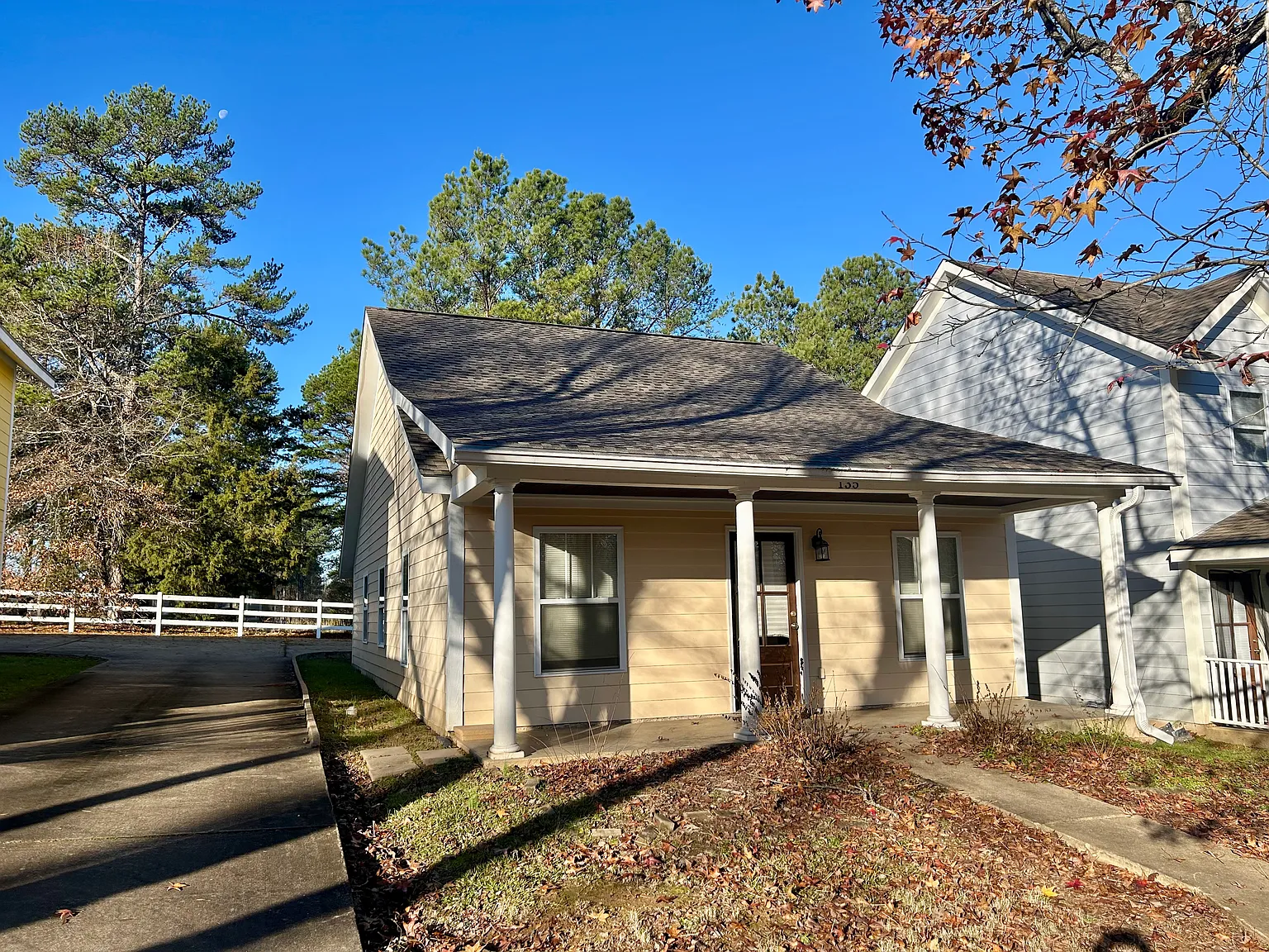 135 Countryview Ln — Photo 2