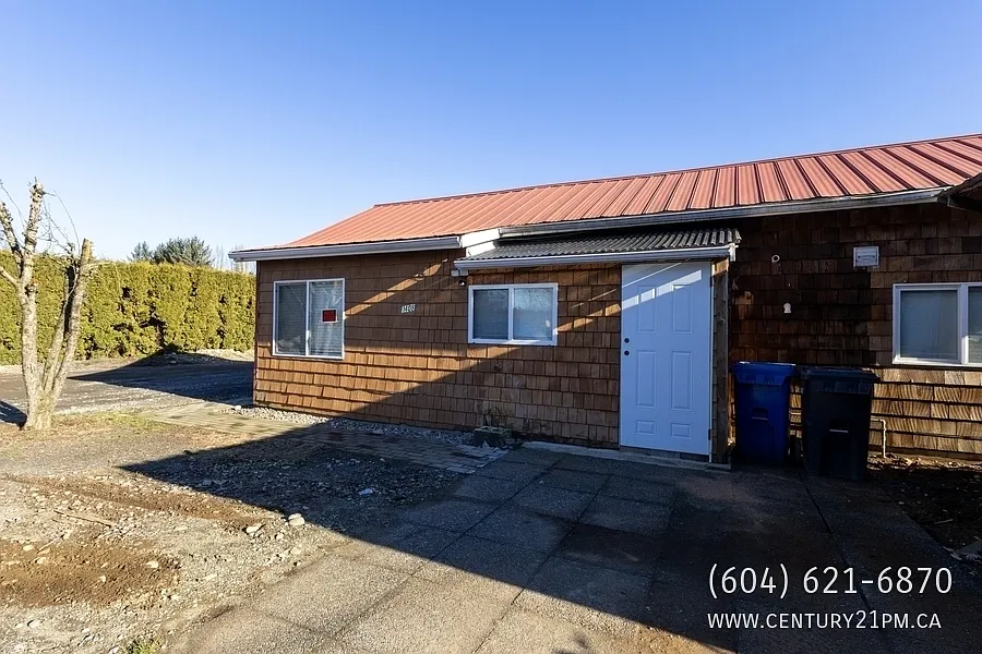 1408 Clearbrook Rd — Photo 4