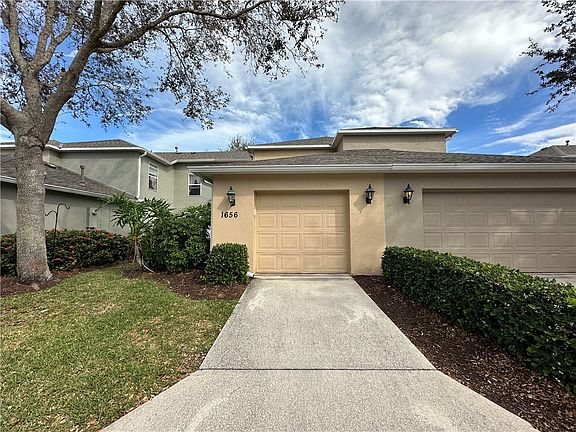 4th image of 1656 Pointe West Way