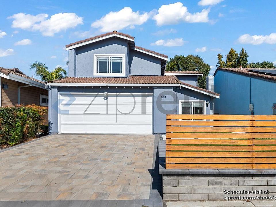 1st image of 733 Creekfield Dr
