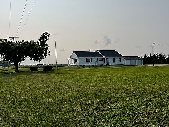 2nd image of 9238 Sefton Rd