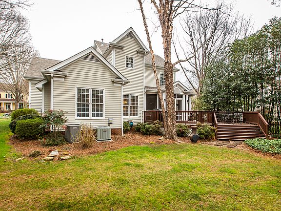 5th image of 8416 Sandowne Ln