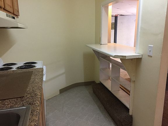 4th image of 340 Ellis Ave APT 3
