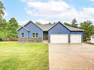 3754 W Stoutes Creek Rd, Bloomington, IN 47404