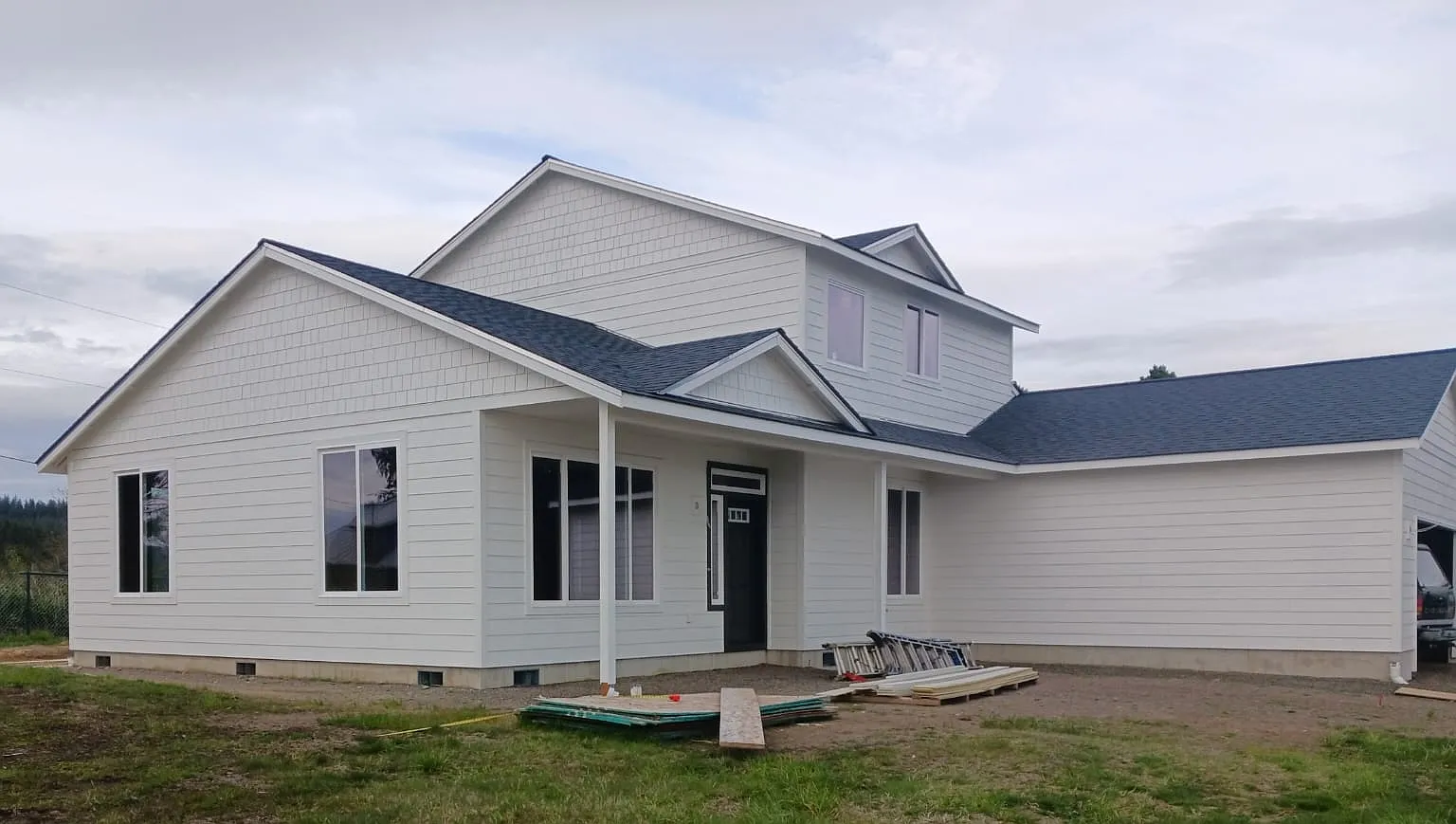 4 bed, 2.5 bath, 2345 sqft, $3,360 — Photo 1