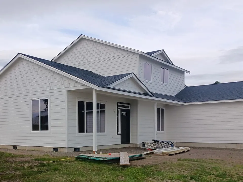 5250 Bay Cir