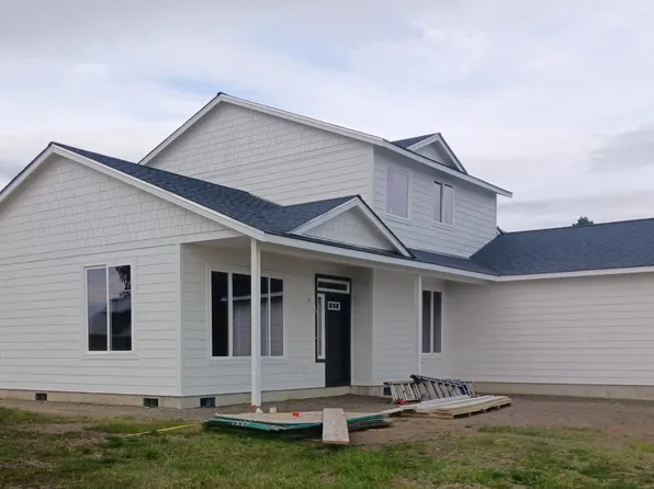 5250 Bay Cir, Bay City, OR 97107