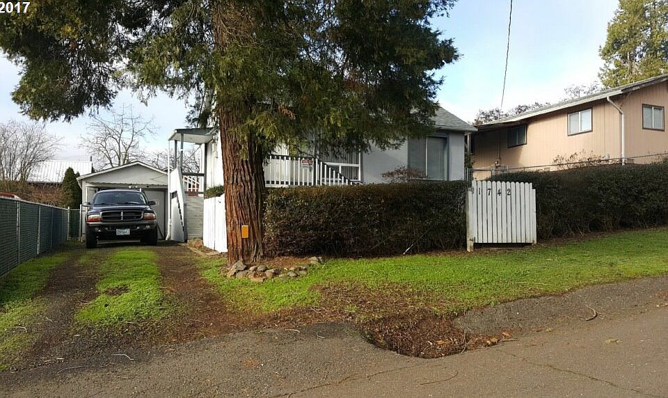 2nd image of 1742 SE Eddy St