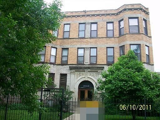 1st image of 4063 N Kenmore Ave APT 1S