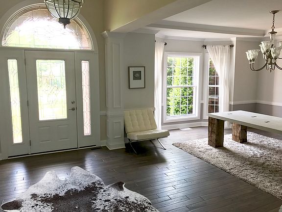 Front door/dining room 