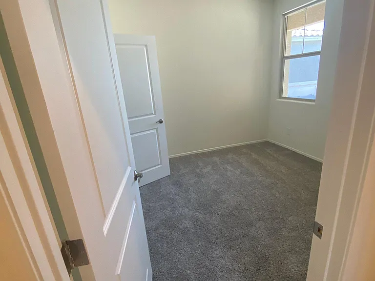 10731 W Dickerson Dr — Photo 12