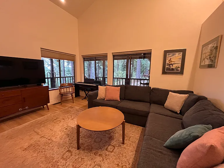 10738 Ridge Rd — Photo 8
