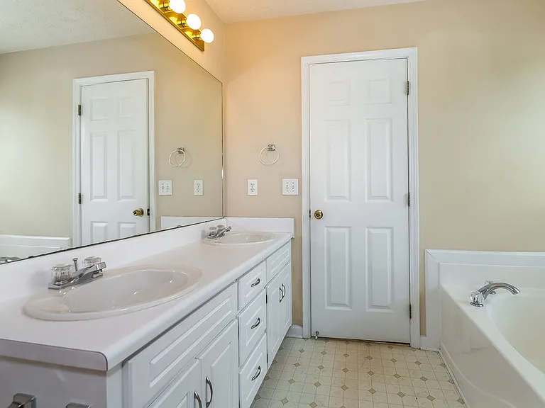 4171 Edenbrooke Cir — Photo 11