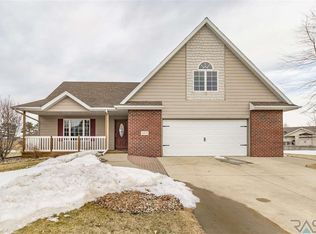 4928 S Kalen Pl, Sioux Falls, SD 57108