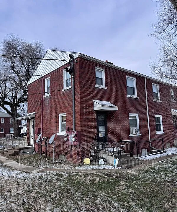 502D Middle St