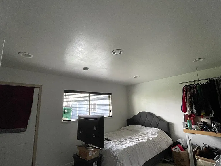 210 8th St SE — Photo 11