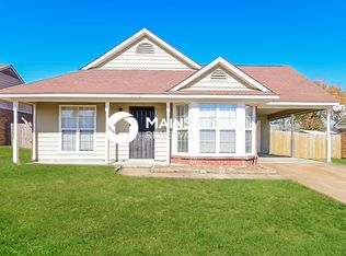 10256 Palmer Dr, Olive Branch, MS 38654