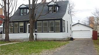 3rd image of 65 Bedford St SE