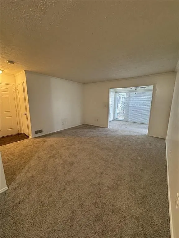 2 bed, 1.0 bath, 1097 sqft, $1,500 — Photo 3