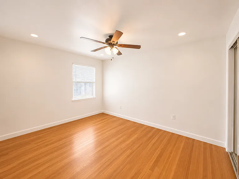 5223 E Falls View Dr — Photo 9