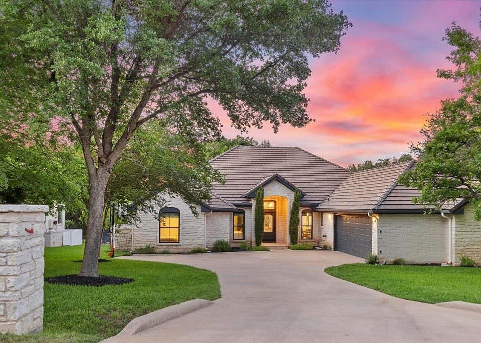 1st image of 25 Stillmeadow Dr