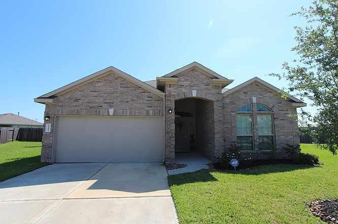 1st image of 7201 Valentine Ln
