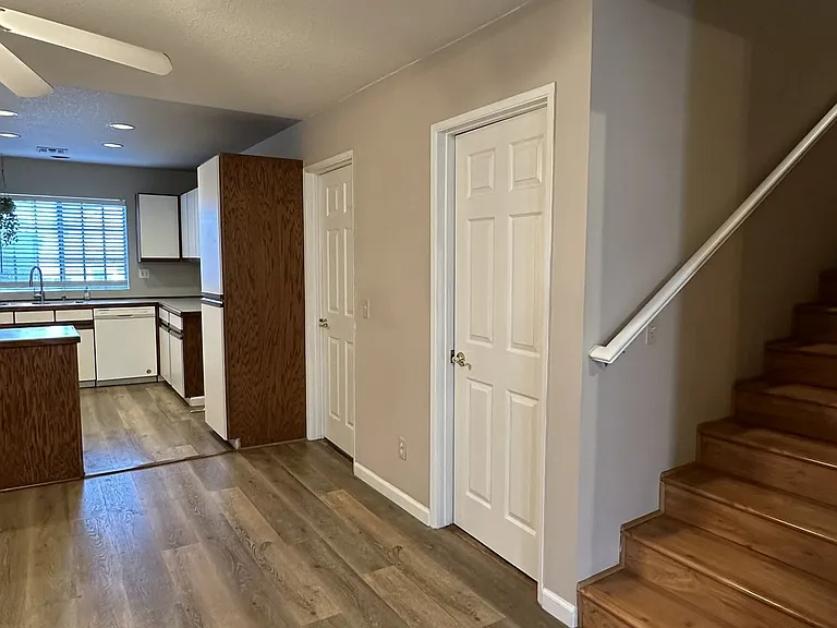 4123 Briggs Ave #2 — Photo 32