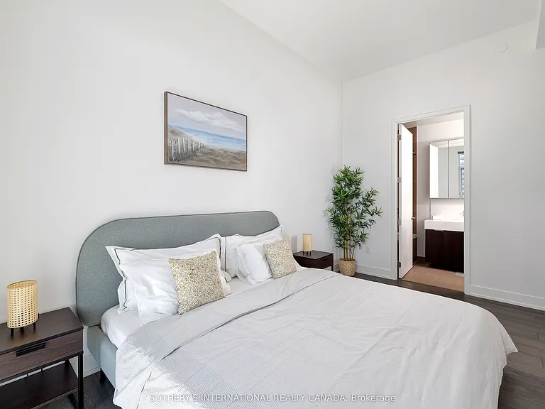 15 Lower Jarvis St #4502 — Photo 23